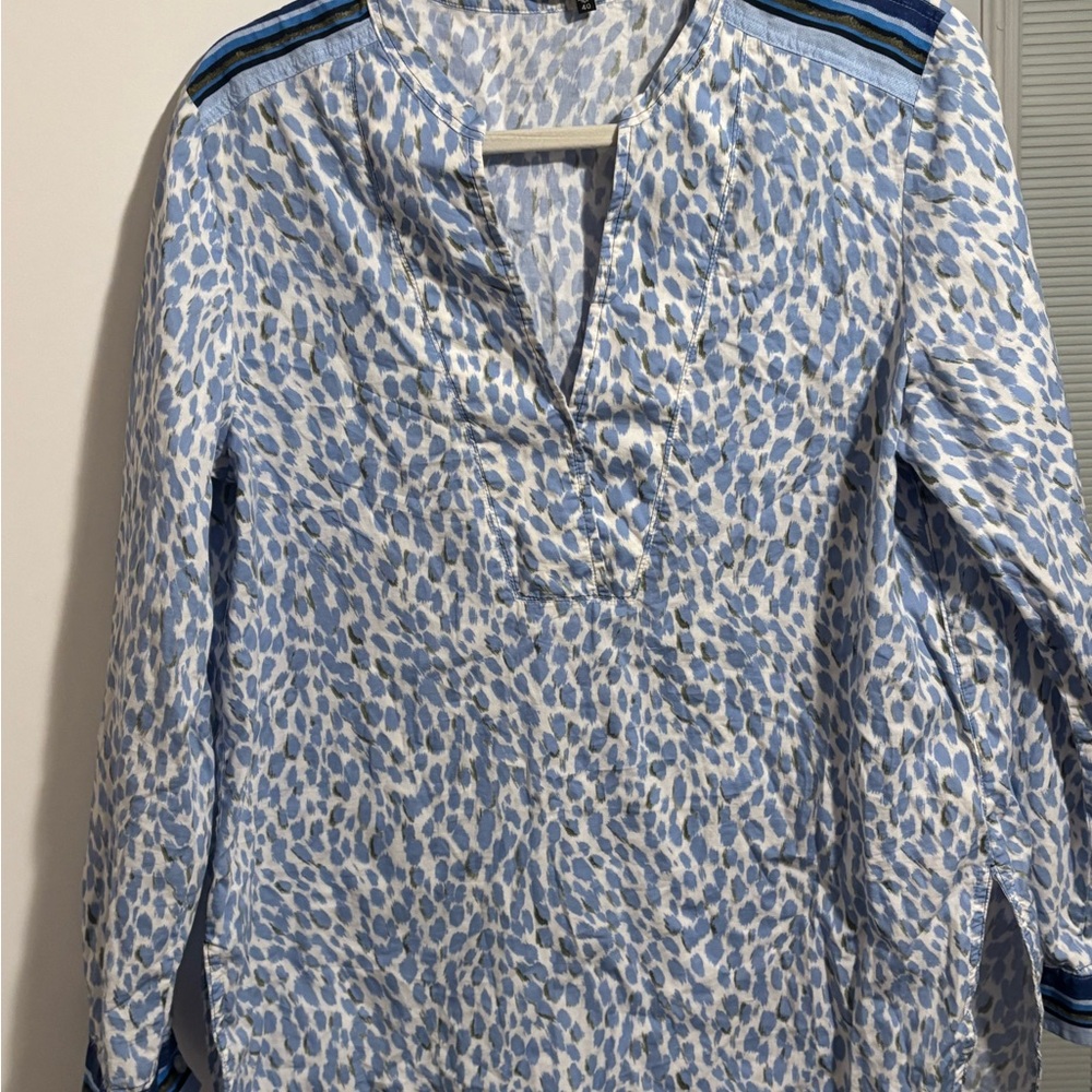Blue and Gray Raglan Blouse with Mandarin Collar